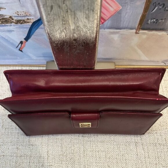 Givenchy Antigona Envelope Collection Bordeaux Leather Clutch - Picture 4 of 13
